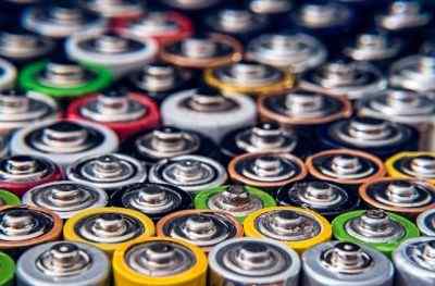 Perbedaan antara baterai alkali dan lithium
