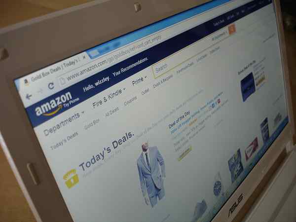 Perbezaan antara Amazon dan Barnes dan Noble