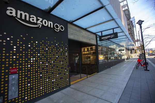 Perbedaan antara Amazon Go dan Walmart