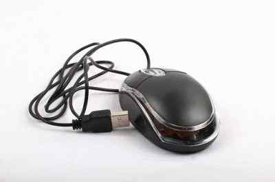 Perbedaan antara mouse optik dan laser