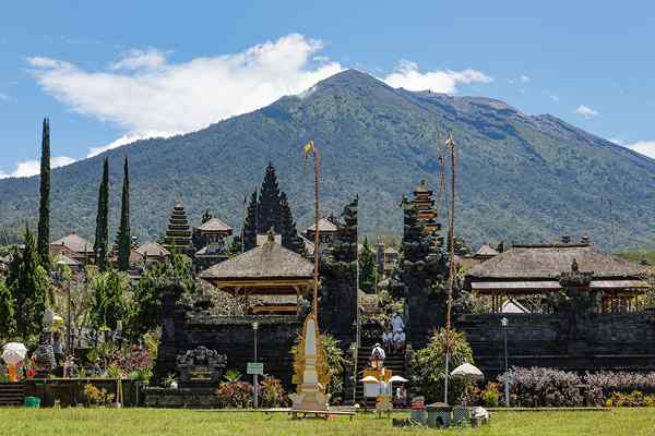 Perbezaan antara Bali dan Thailand