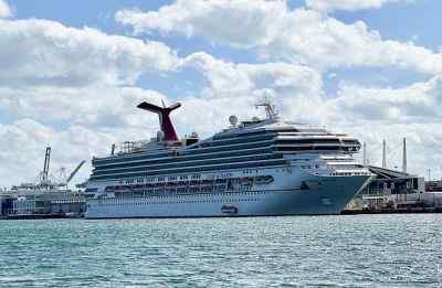 Perbezaan antara Karnival dan Royal Caribbean Cruise Lines