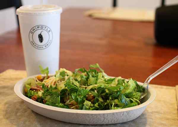 Perbezaan antara chipotle dan qdoba