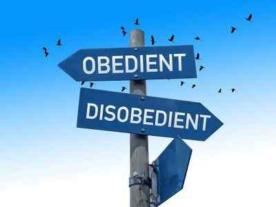Différence entre la conformité et l'obéissance