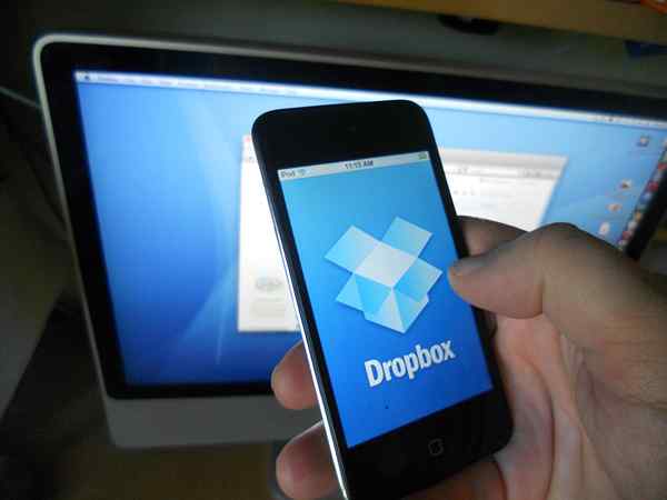 Różnica między Dropbox i SharePoint