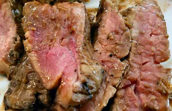 Diferencia entre el bistec del flanco y el asado de Londres