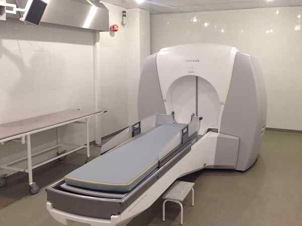 Perbezaan antara pisau gamma dan cyberknife