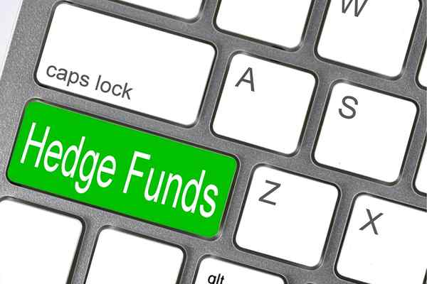 Diferencia entre los fondos de cobertura y el ETF