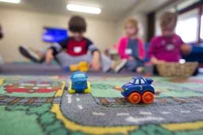 Diferencia entre la educación Montessori y tradicional