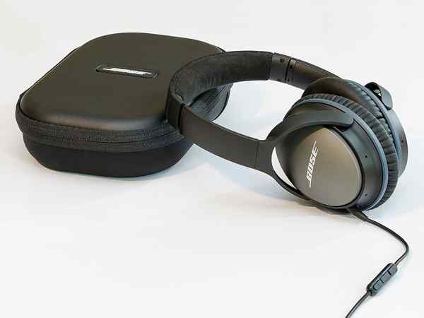 Perbedaan antara headphone pembatalan noise dan earbud