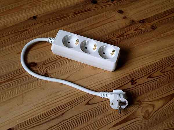 Diferencia entre Power Strip y Surge Protector