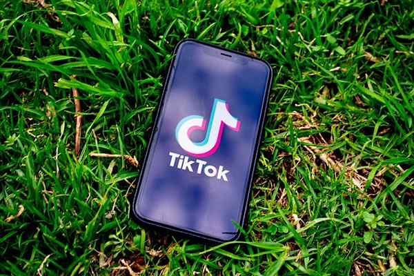 Unterschied zwischen Tiktok und Facebook