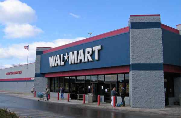 Perbezaan antara Walmart dan Walmart Supercenter