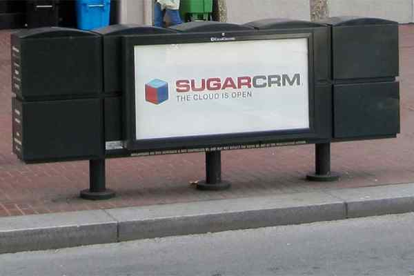 Tenaga penjualan.com vs. Sugarcrm