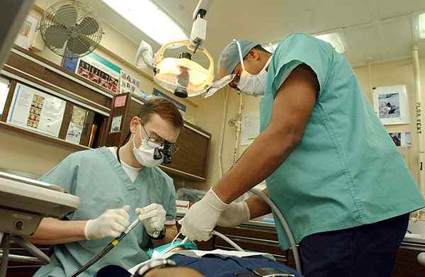 Diferencia entre un dentista y un ortodoncista