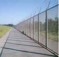 Différence entre les clôtures en aluminium et en fer