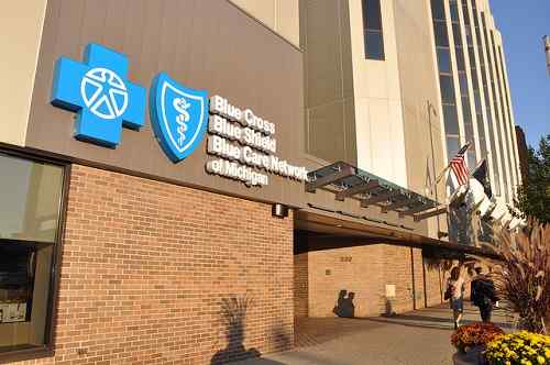 Perbedaan antara Blue Cross dan Blue Shield