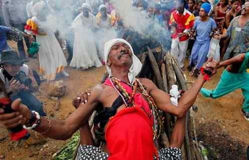 Perbezaan antara Santeria dan Voodoo