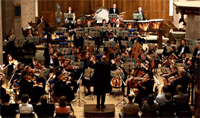 Unterschied zwischen Symphonie und Orchester